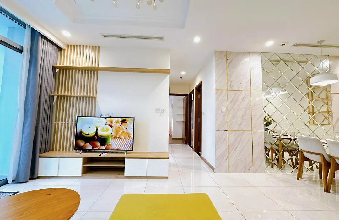 Luxury Vinhomes Central Park-1